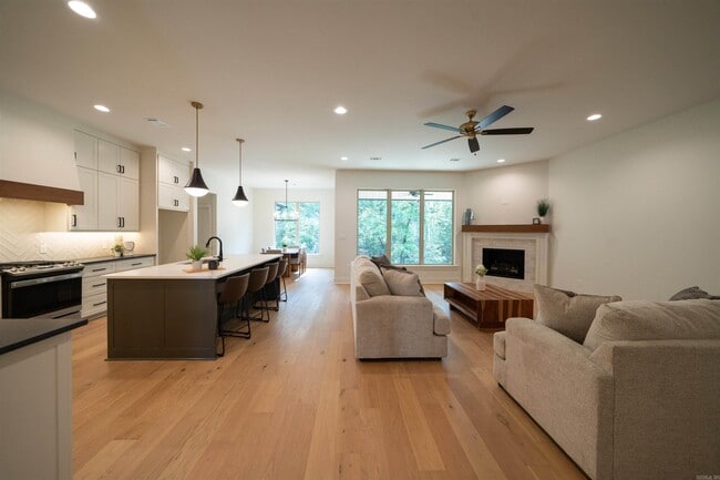 15112 Matterhorn Lp in Maumelle, AR - Building Photo - Building Photo