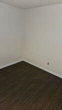 1508 De Ve Ave in Modesto, CA - Building Photo - Building Photo