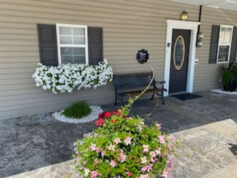 119 N Jefferson St in Farmington, MO - Building Photo