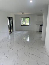 210 SW 3rd St in Florida City, FL - Building Photo - Building Photo
