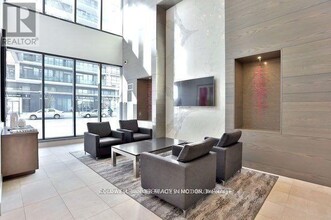 510-3510 Curran Place in Mississauga, ON - Building Photo - Building Photo