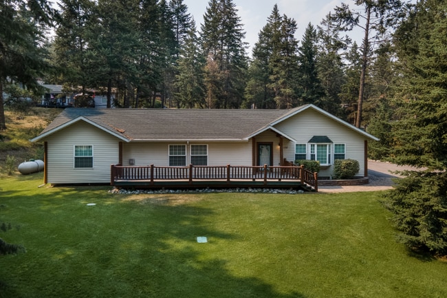 108 Timberlake Dr in Lakeside, MT - Building Photo - Building Photo