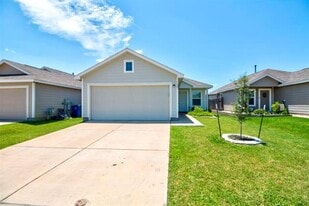 1623 Daunton Dr in Crandall, TX - Building Photo