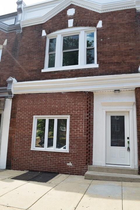 6015 Baltimore Ave Photo