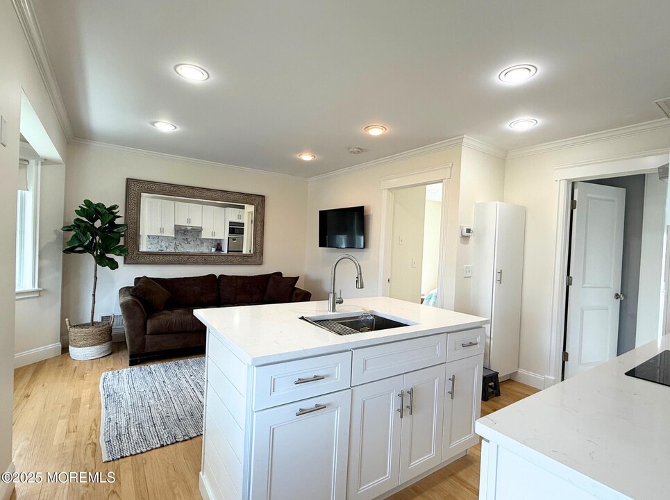 111 4th Ave in Bradley Beach, NJ - Building Photo