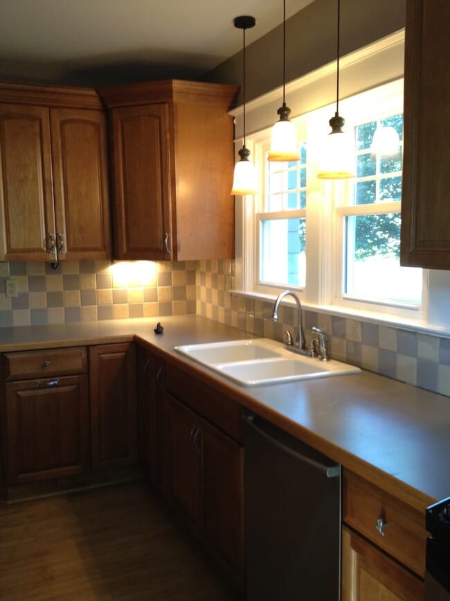 201 E Sycamore St in Rome, NY - Building Photo - Building Photo