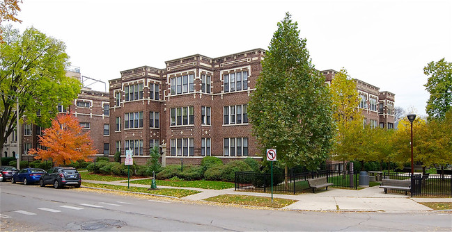 305-315 S. Oak Park Ave. and 803-805 Randolph in Oak Park, IL - Building Photo - Building Photo