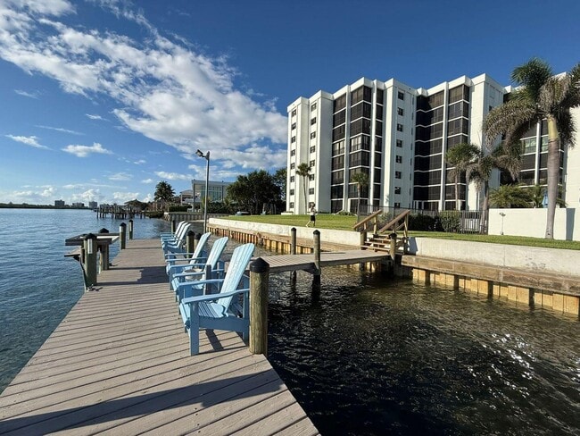 property at 19800 Sandpointe Bay Dr