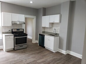 3027 Kenyon Ave in Baltimore, MD - Building Photo - Building Photo