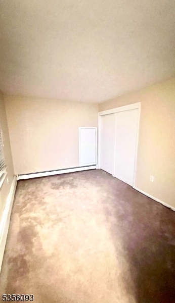 324 Mayhill St in Saddle Brook, NJ - Building Photo - Building Photo