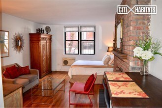 250 W 15th St-Unit -2B in New York, NY - Building Photo - Building Photo