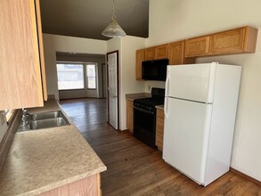 11272 Berry Farm Rd in Fountain, CO - Building Photo - Building Photo