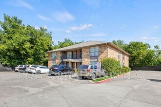 1939 Cranford Dr in Garland, TX - Building Photo - Building Photo