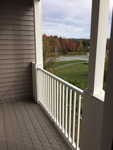 Meadows at Essex Apartments in Essex Junction, VT - Foto de edificio - Building Photo