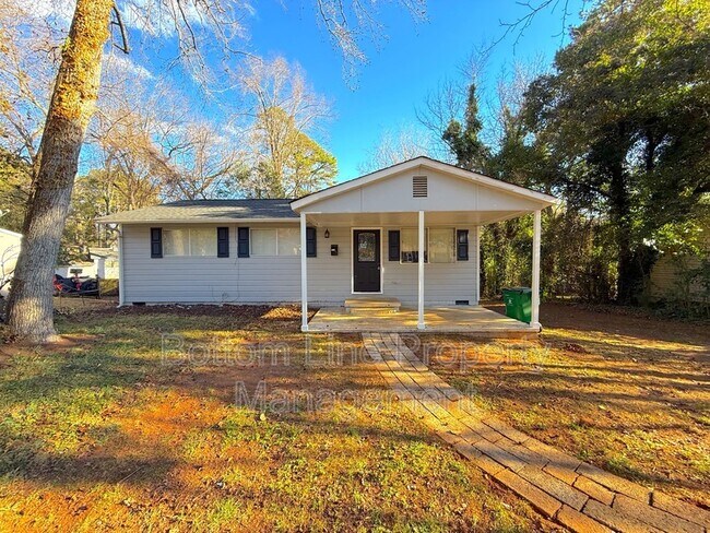 2719 Thornton Rd in Charlotte, NC - Building Photo - Building Photo