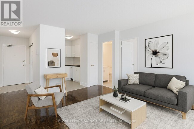 property at 33-1833 Isabella St