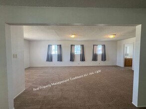 38962 180th St E in Palmdale, CA - Foto de edificio - Building Photo