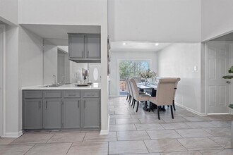 1002 Parkside Cir in Round Rock, TX - Building Photo - Building Photo