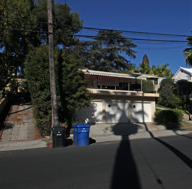 4529-4535 Finley Ave in Los Angeles, CA - Building Photo