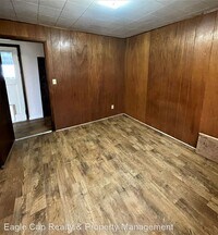 703 Y Ave photo'