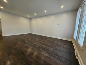 9536 Elmwood Dr in Munster, IN - Building Photo - Building Photo