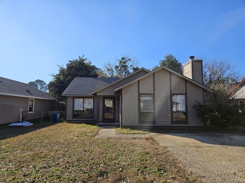 6939 Timberwood Dr in Fayetteville, NC - Building Photo