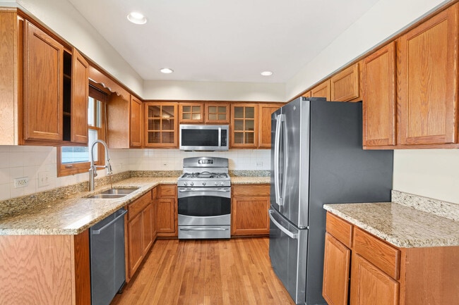 2614 La Brecque Dr in Plainfield, IL - Building Photo - Building Photo