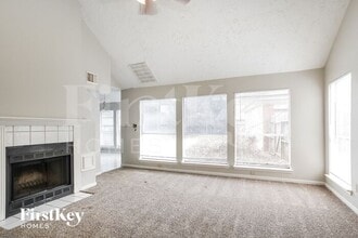 5322 Santrey Dr in Houston, TX - Building Photo - Building Photo