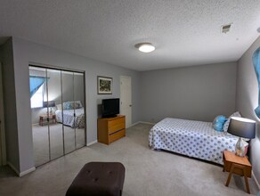 110 Heywood Rd-Unit -10 D in Arden, NC - Building Photo - Building Photo