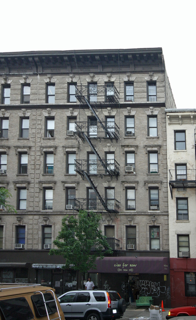 504 E 12th St in New York, NY - Building Photo - Building Photo