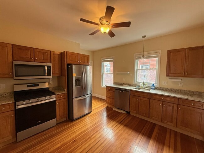 86 Morrison Ave, Unit 3