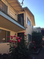 895 Coburn Ct, Unit C in San Leandro, CA - Building Photo