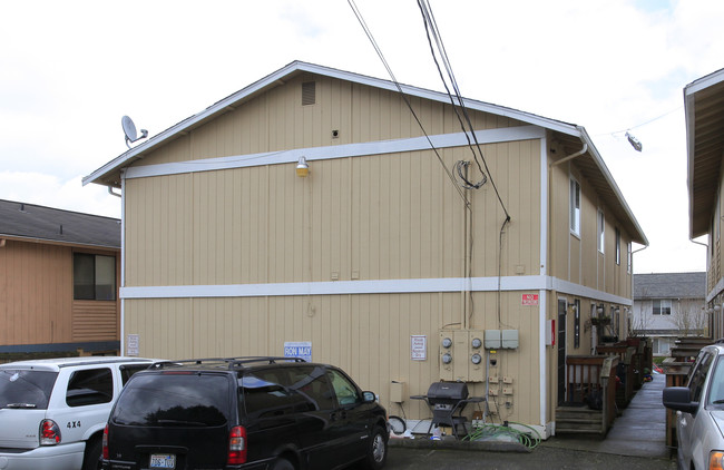 Chestnut Court South in Everett, WA - Foto de edificio - Building Photo