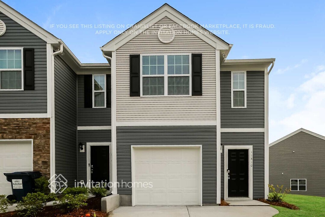 11810 Brier Vlg Ln in Charlotte, NC - Building Photo