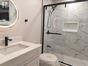 5 Janna Ct in Markham, ON - Building Photo - Building Photo