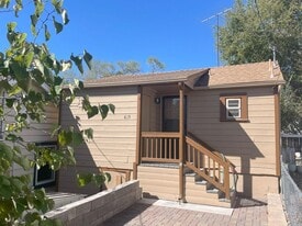 615 18th St in Sparks, NV - Building Photo