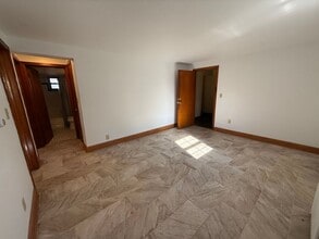 36 Clinton St in Rensselaer, NY - Building Photo - Building Photo