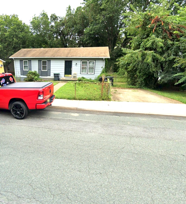 property at 1316 Hampton St