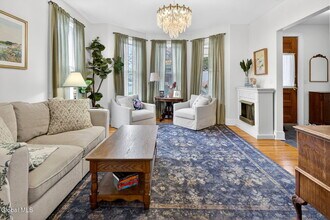 194 Grand Ave in Saratoga Springs, NY - Building Photo - Building Photo