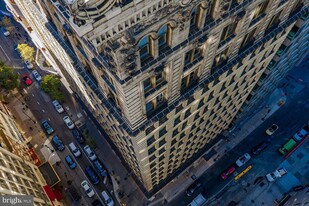 42 S 15th St, Unit 1B-1203 in Philadelphia, PA - Building Photo