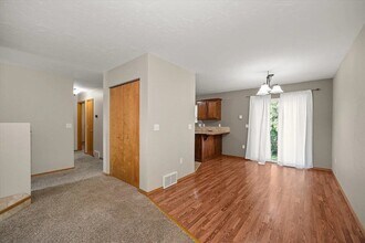 4017 E 33rd Ave in Spokane, WA - Building Photo - Building Photo