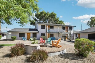 Atwater in Phoenix, AZ - Building Photo