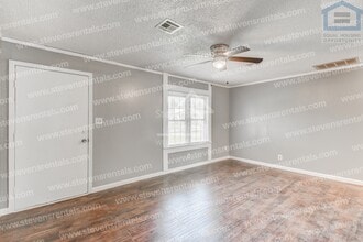 1806 NW Lincoln Ave in Lawton, OK - Building Photo - Building Photo