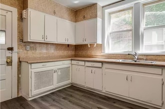 5725 N Bernard St, Unit 1 in Chicago, IL - Building Photo - Building Photo