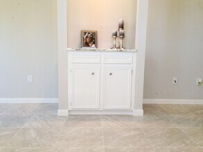 5515 Strack Rd in Houston, TX - Foto de edificio - Building Photo