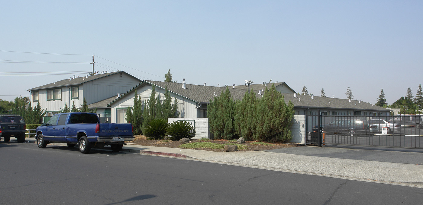 1706 Hargrove Ct in Antioch, CA - Building Photo