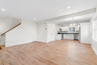 57 Maple Ave in Rutland, MA - Building Photo - Building Photo