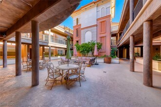 64 Strada Principale in Henderson, NV - Building Photo - Building Photo