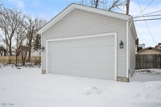 2244 E 100th St in Cleveland, OH - Building Photo - Building Photo