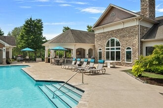 Hawthorne at the Meadows in Kernersville, NC - Building Photo - Building Photo